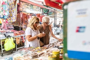 Wandeltour door Catania & traditionele kookles met wijn