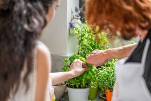 Wandeltour door Catania & traditionele kookles met wijn