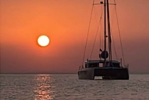 Cefalù: Veneily Cefalùn rannikolla aperitiivilla ja snorklaamalla