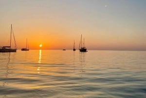 Cefalù: Veneily Cefalùn rannikolla aperitiivilla ja snorklaamalla