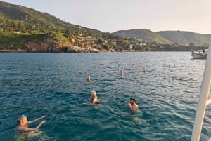 Cefalù: boat trip with fishing, coastal tour, and lunch on board with the catch