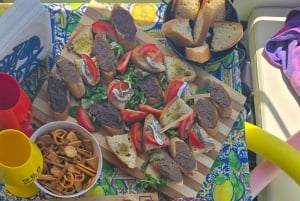 Cefalù: Boottocht van kust tot kust met snorkelen en aperitief