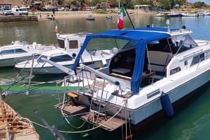 Cefalù: Boottocht van kust tot kust met snorkelen en aperitief