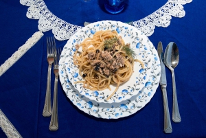 チェファル：地元の家庭での食事体験