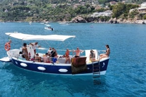 Cefalù: Guidad båtutflykt längs Cafalùs kust