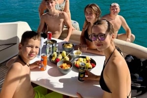 Cefalú: Día en miniyate con almuerzo y aperitivo de barra libre al atardecer