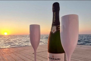 Cefalú: Día en miniyate con almuerzo y aperitivo de barra libre al atardecer