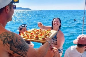 Cefalù: Mini Yacht with Snorkel Stops, Caves and Aperitif