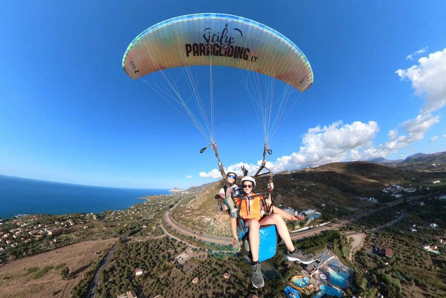 Cefalù: Tandemvlucht met paragliding en GoPro12 video