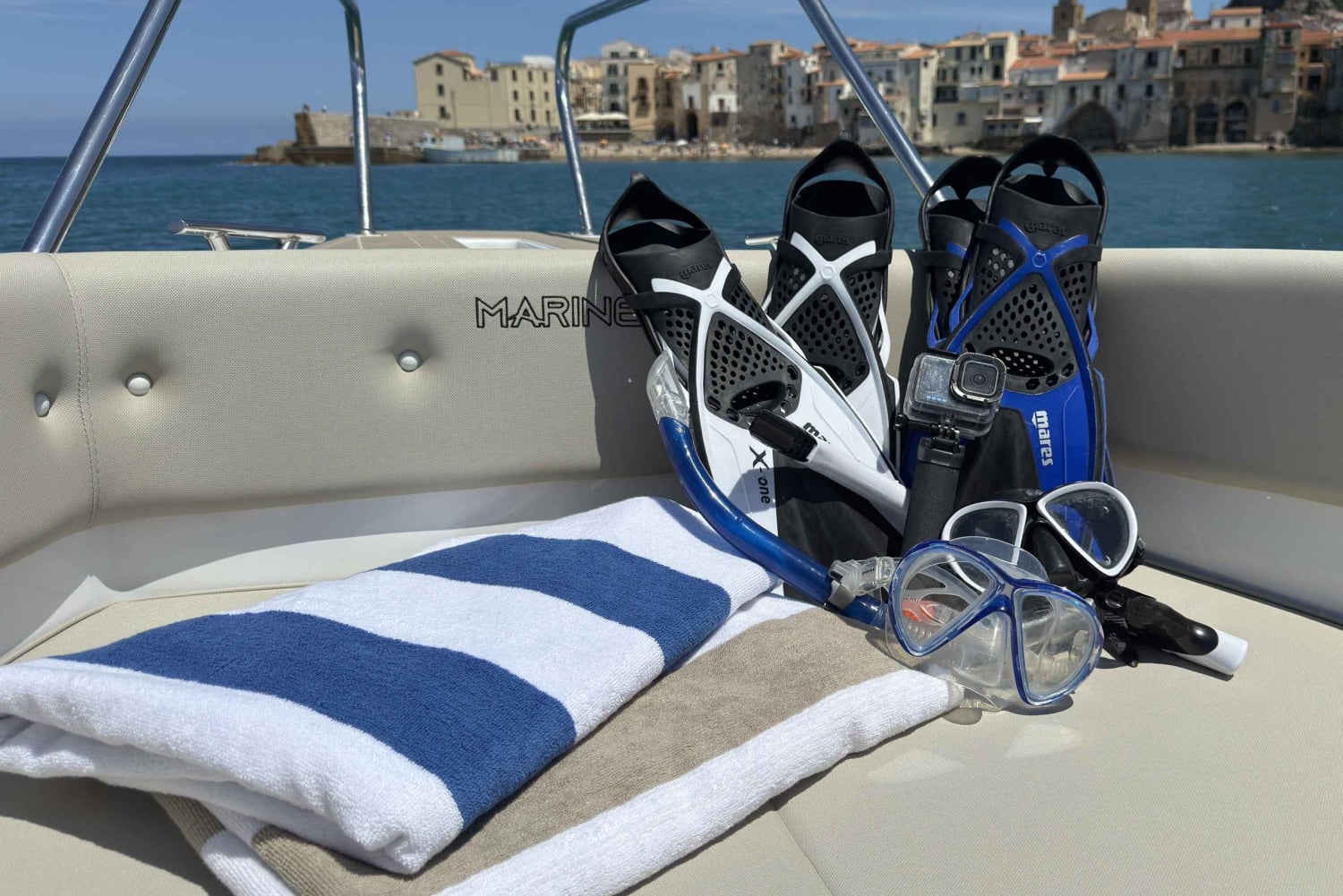 Cefalù: privéboottocht + snorkelen en aperitief (1-8 personen)