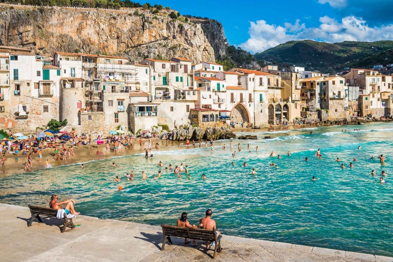 Cefalù Tour: Between history and natural beauty
