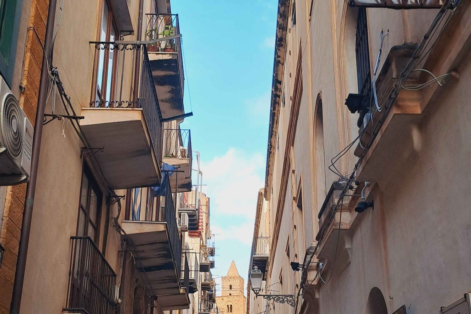 Cefalù: Tour of the Mandralisca Museum with Licensed Guide