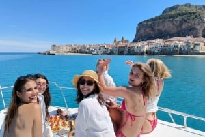 Vanuit Cefalù: Minicruise met snorkelstops, drankjes en snacks