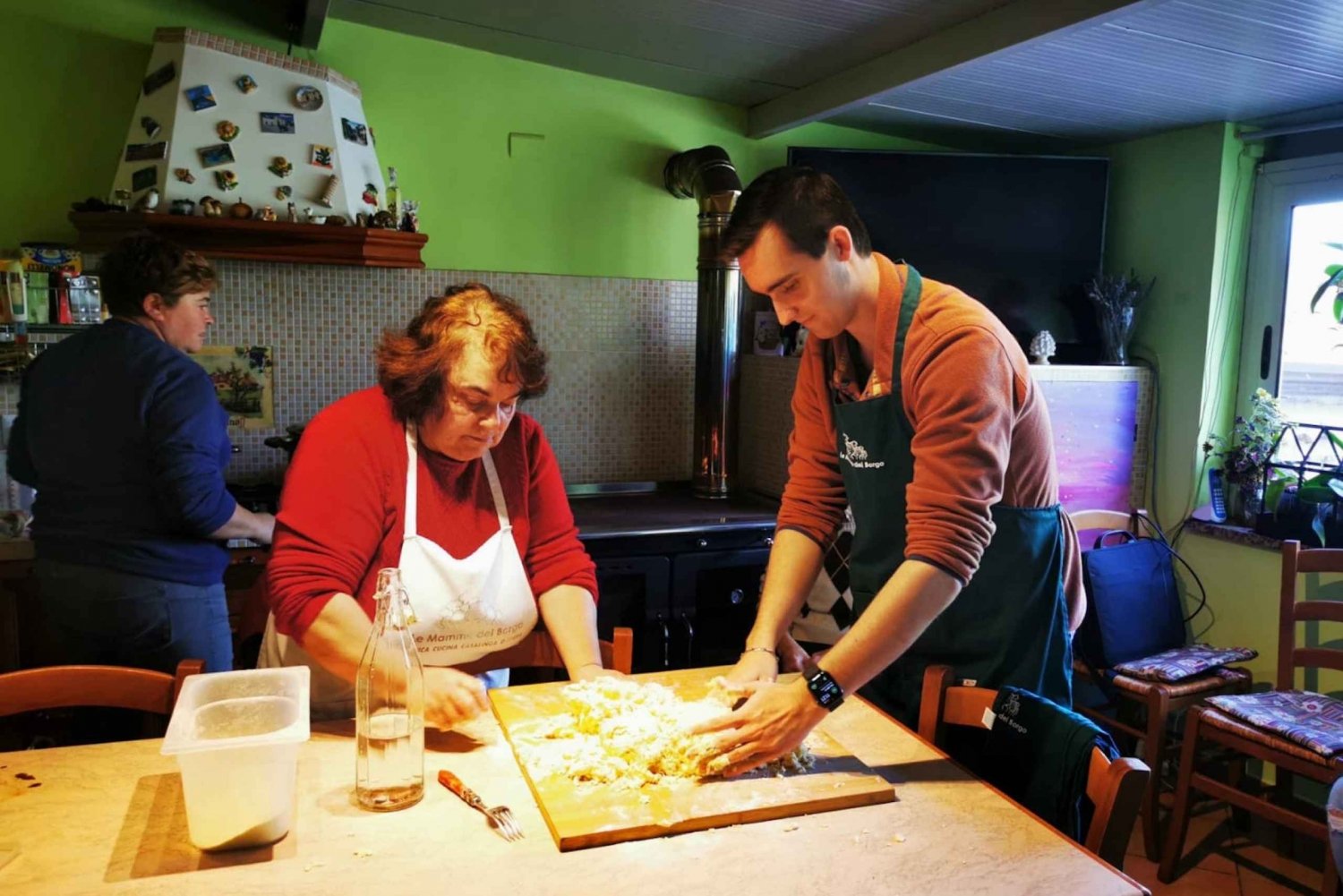 Cooking class in Motta Camastra with the 'Mamme del Borgo'