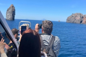 Z Tropei: Vulcano Lipari i wizyta w Sciara di giorno