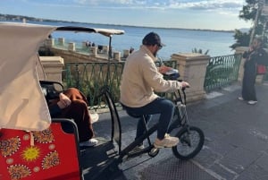 Descubre las maravillas de Ortigia: tour en tuk-tuk entre historia y mar.