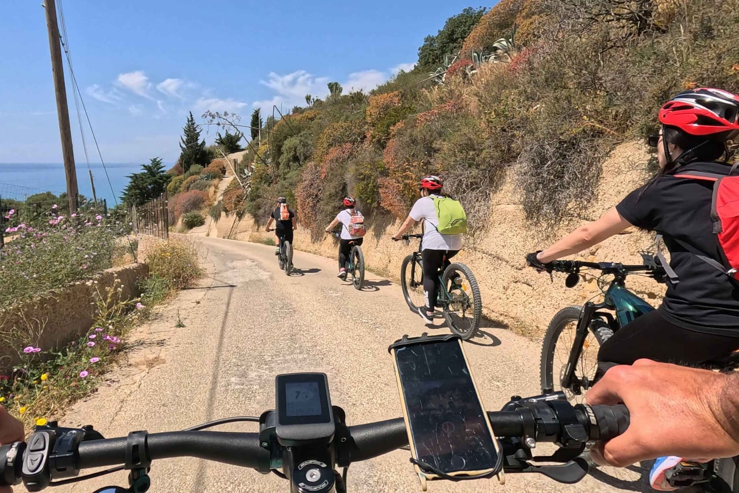 E-Bike: Avventura alla Scala dei Turchi, Borghi Siciliani e food experience