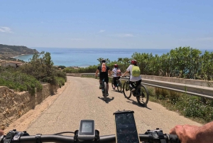 E-Bike: Avventura alla Scala dei Turchi, Borghi Siciliani e food experience
