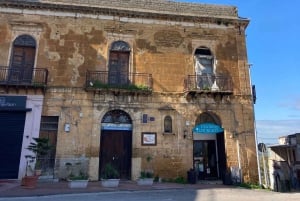 E-Bike Tour & Street Food in the Historic Center Of Agrigento