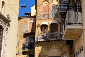 Passeio de E-Bike e comida de rua no centro histórico de Agrigento