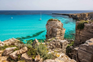 From Trapani: Egadi Islands Boat Tour to Favignana and Levanzo with Lunch