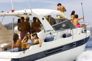 From Trapani: Egadi Islands Boat Tour to Favignana and Levanzo with Lunch