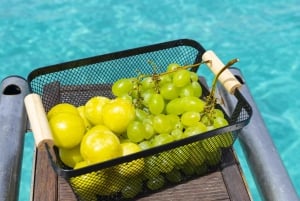 From Trapani: Egadi Islands Boat Tour to Favignana and Levanzo with Lunch