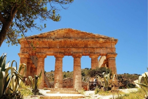 パレルモ発エリチェとセジェスタの多言語ツアー