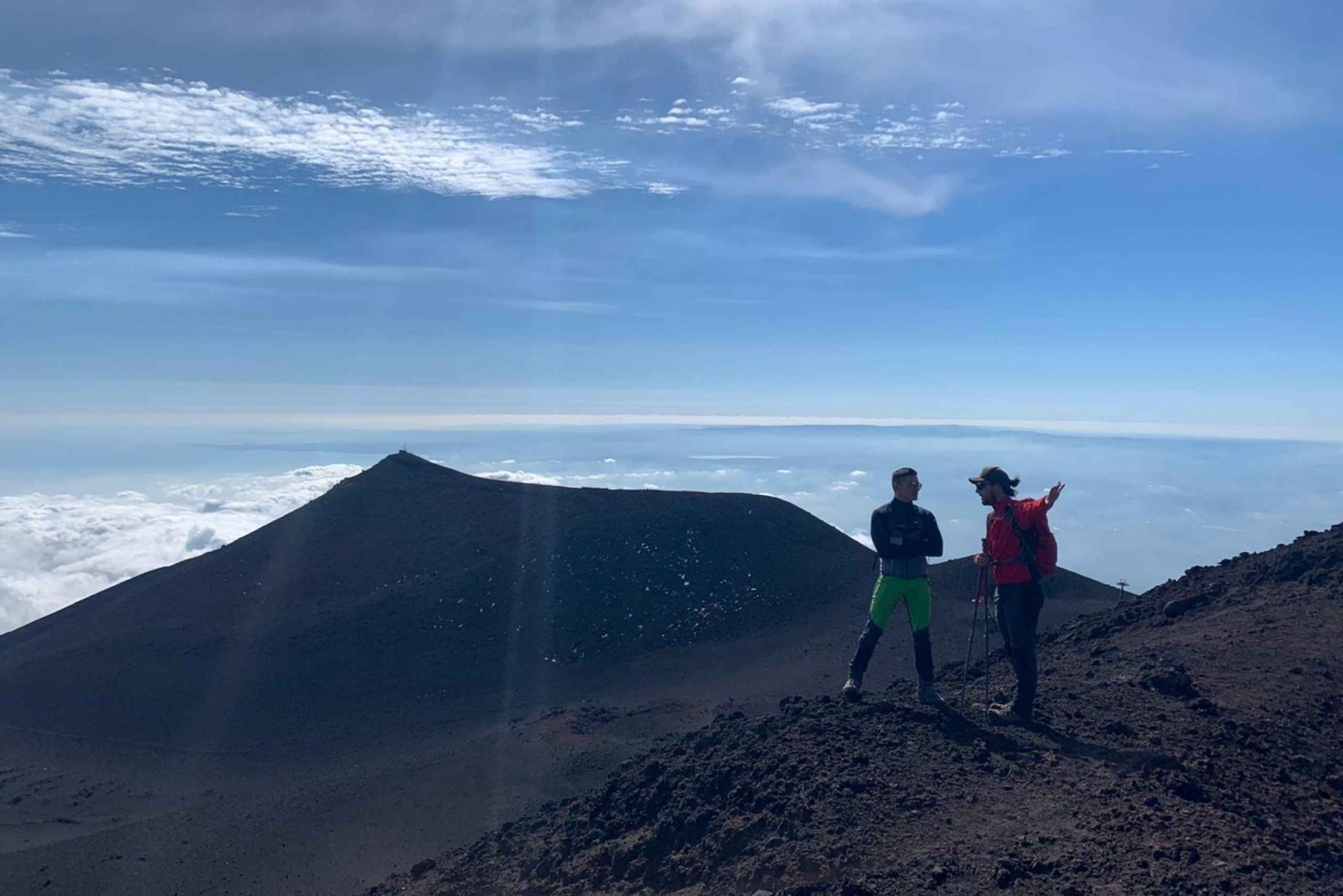 Etna: Bove Valley Hiking Tour with Volcanologist Guide