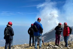 Etna-ekskursjon fra Catania med taubane og 4x4 til 3340 meter.
