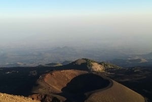 Etna: Jeep- og trekkingtur som passer for alle. Gratis sko og jakke.
