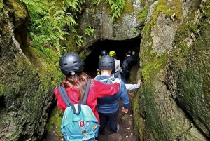 Privétour: natuurwandelingen op de Etna en mysterieuze grotten