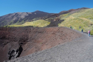 Mount Etna: North Upper Craters Guided Tour by 4x4 with Trek