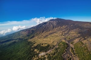 Etna: Privat helikoptertur (afhentning på hotellet muligt)
