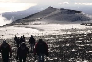Ätna Süd: Winterwanderung in großer Höhe mit einem Alpine Guide
