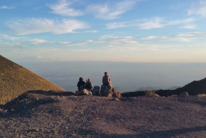 エトナ山南斜面ガイド付き簡単トレッキング
