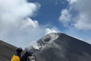 Etna: trekking til toppkratere med vulkan guide 3350 m