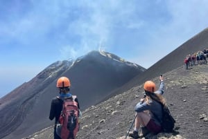 Etna: trekking til toppkratere med vulkan guide 3350 m