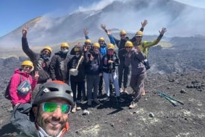 Etna: trekking til toppkratere med vulkan guide 3350 m