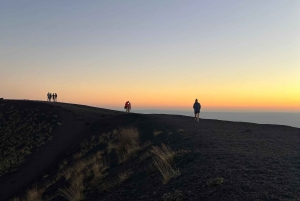 ETNA SONNENUNTERGANG: GEFÜHRTE TOUR DURCH ETNA MIT ABHOLUNG IN CATANIA