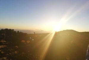 Etna o zachodzie słońca: wulkan, jaskinia i degustacja z Katanii