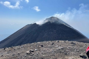 Etna: trekking ai crateri sommitali 3300m