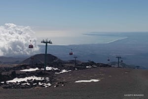 Etna trekking på 3000 meter med linbana, guide och taxitjänst som kan bokas