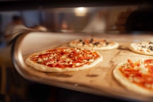 Explora Palermo con un tour gastrónomico y una clase de elaboración de pizzas