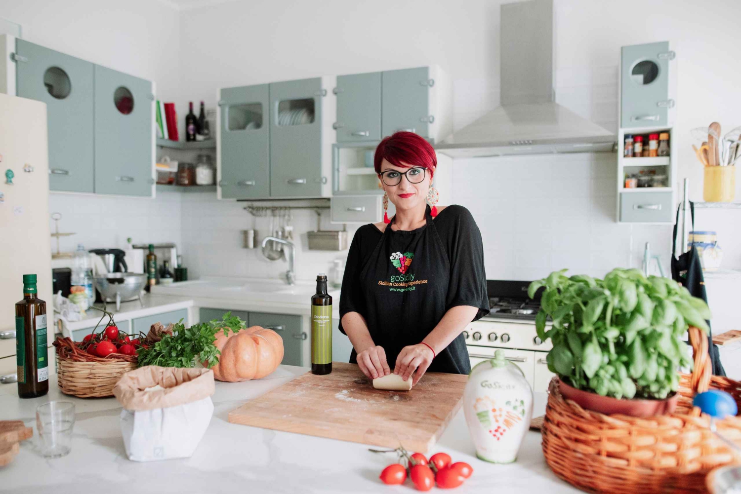 Favara: Walking Tour, Cooking Class, and Traditional Meal