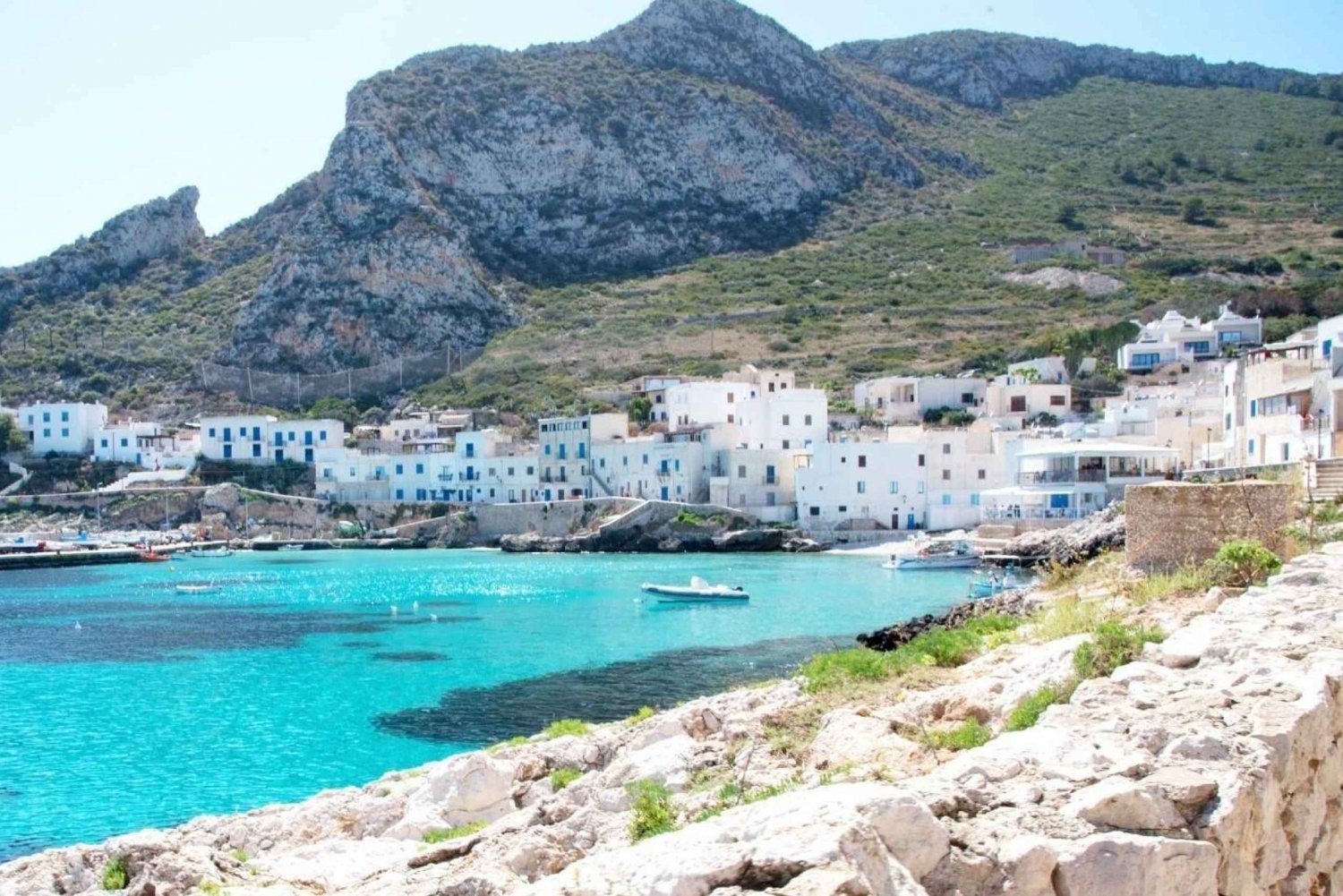 Favignana and Levanzo excursion by dinghy from Marsala