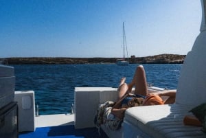 Favignana: gemeinsame Bootstour mit Mittagessen an Bord