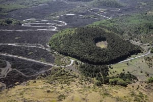 Fiumefreddo: Group Flight Helicopter Tour over Etna