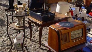 Flea & Antiques Market