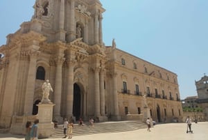 From Catania: Syracuse, Ortigia and Noto Full-Day Tour